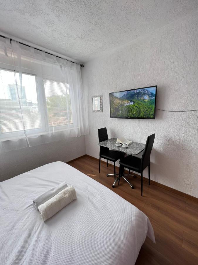 Zogu Apartments - Downtown Priština Exteriér fotografie